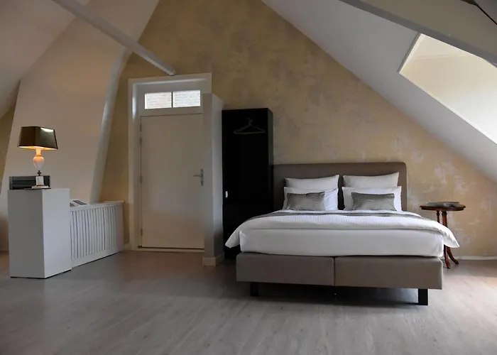 Zzzuite25 Panzió 4*